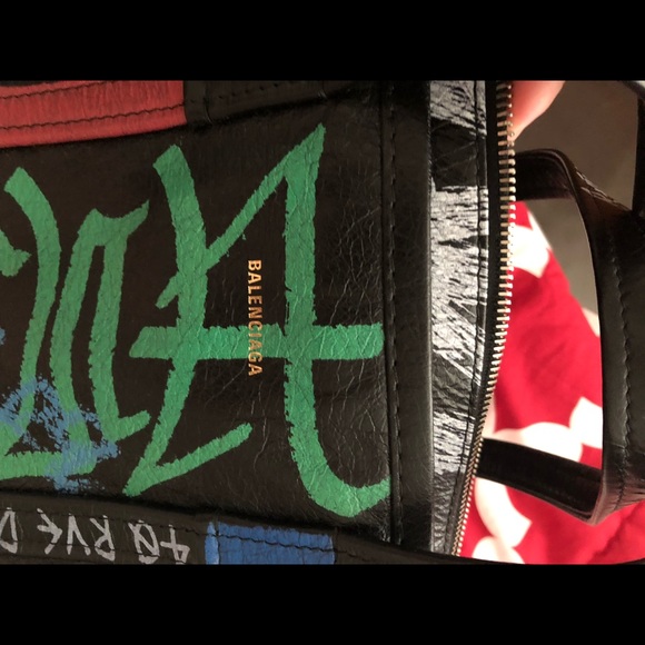 Authentic balenciaga bazar small size - Picture 6 of 11